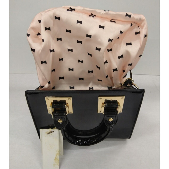 Isabelle Black Handbag with Hair Clip Zipper Closure Crossbody Bag - NWT - Picture 12 of 13